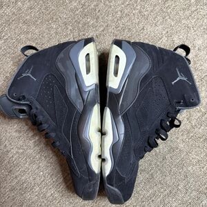 Jordan Men's Black Sneakers